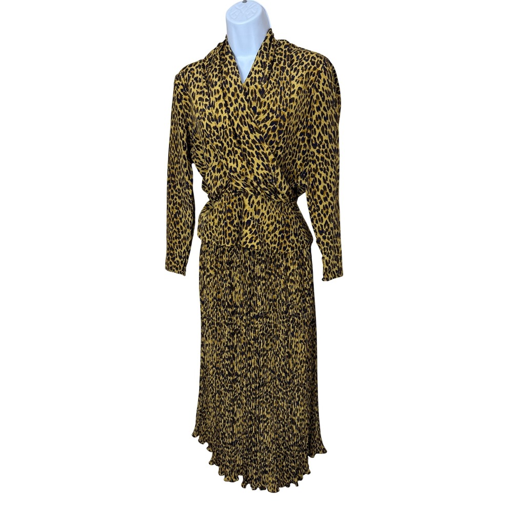 Vintage JH Collectibles Leopard Print Top Pleated Maxi Skirt Set Size 2